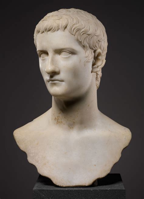 pinade caligula|Kejsar Caligula stod bakom groteskt skräckvälde.